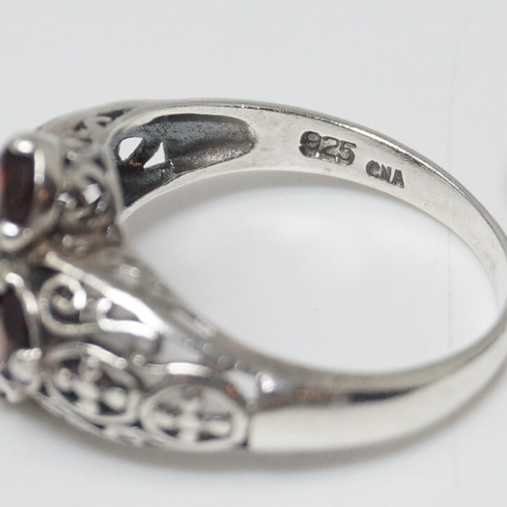 Vintage Designer CNA Garnet Sterling Silver Ring - Picture 7 of 13